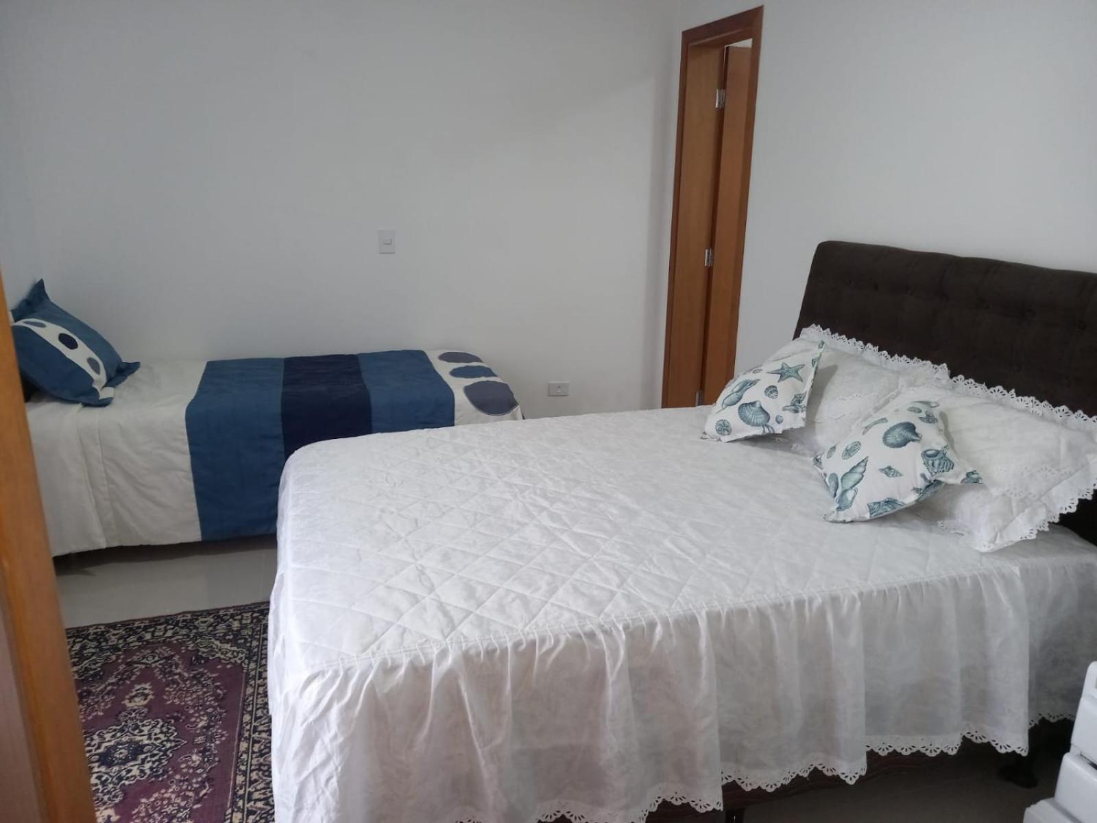 Sobrado 08 Com Duas Suites, Conf غوارويا المظهر الخارجي الصورة
