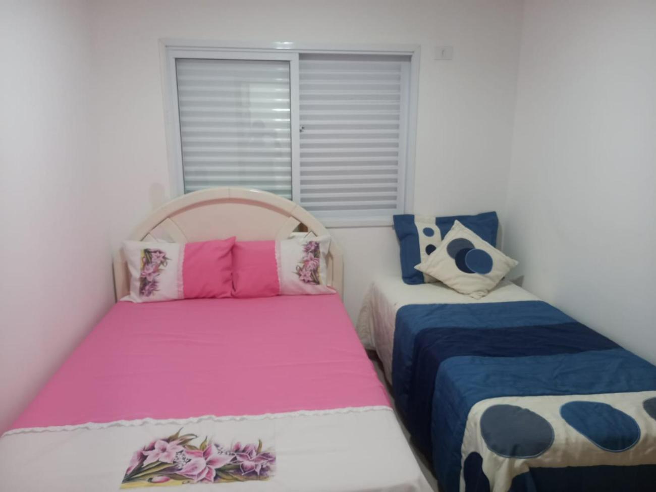 Sobrado 08 Com Duas Suites, Conf غوارويا المظهر الخارجي الصورة