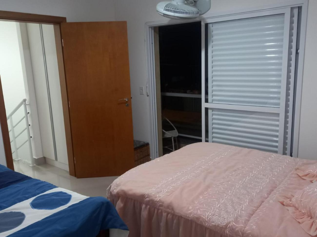 Sobrado 08 Com Duas Suites, Conf غوارويا المظهر الخارجي الصورة