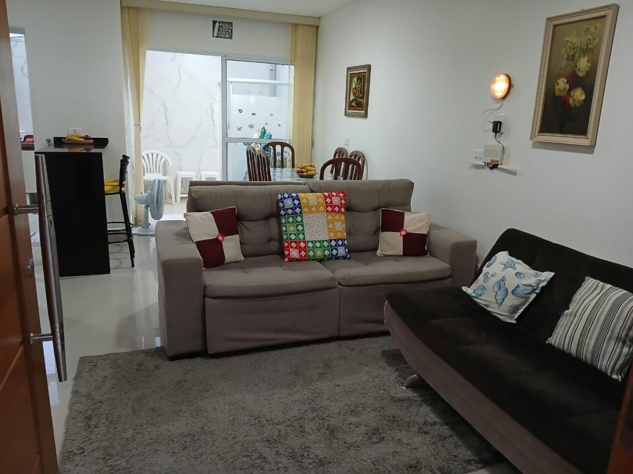Sobrado 08 Com Duas Suites, Conf غوارويا المظهر الخارجي الصورة